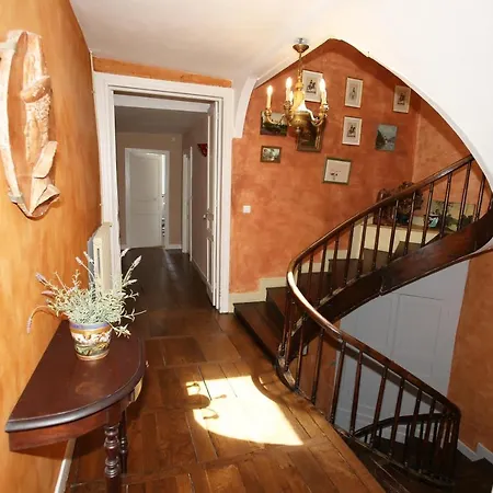 D'hotes Bed & Breakfast *